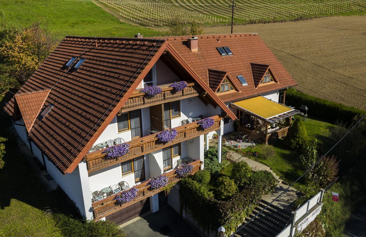Pension Weber Jennersdorf ภายนอก รูปภาพ